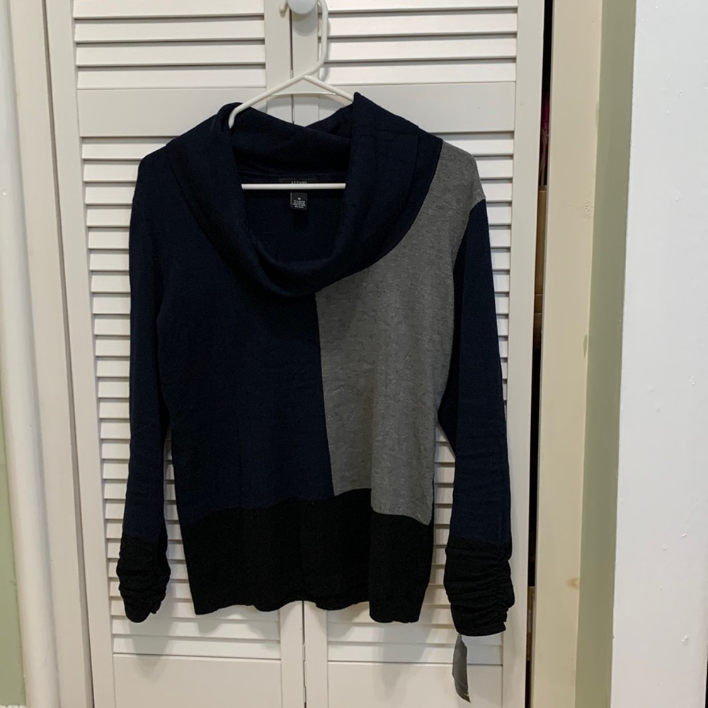 Alfani sweater